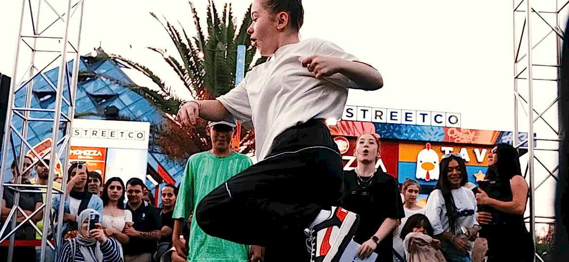 Bursa'da Dansın Kalbi: Neden Dans Etmek İçin En İyi Yer Burası?